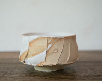 Wabi sabi Chawan in white glaze, tea bowl for matcha, wabi sabi chawan, matchawan ceramic bowl for chanoyu