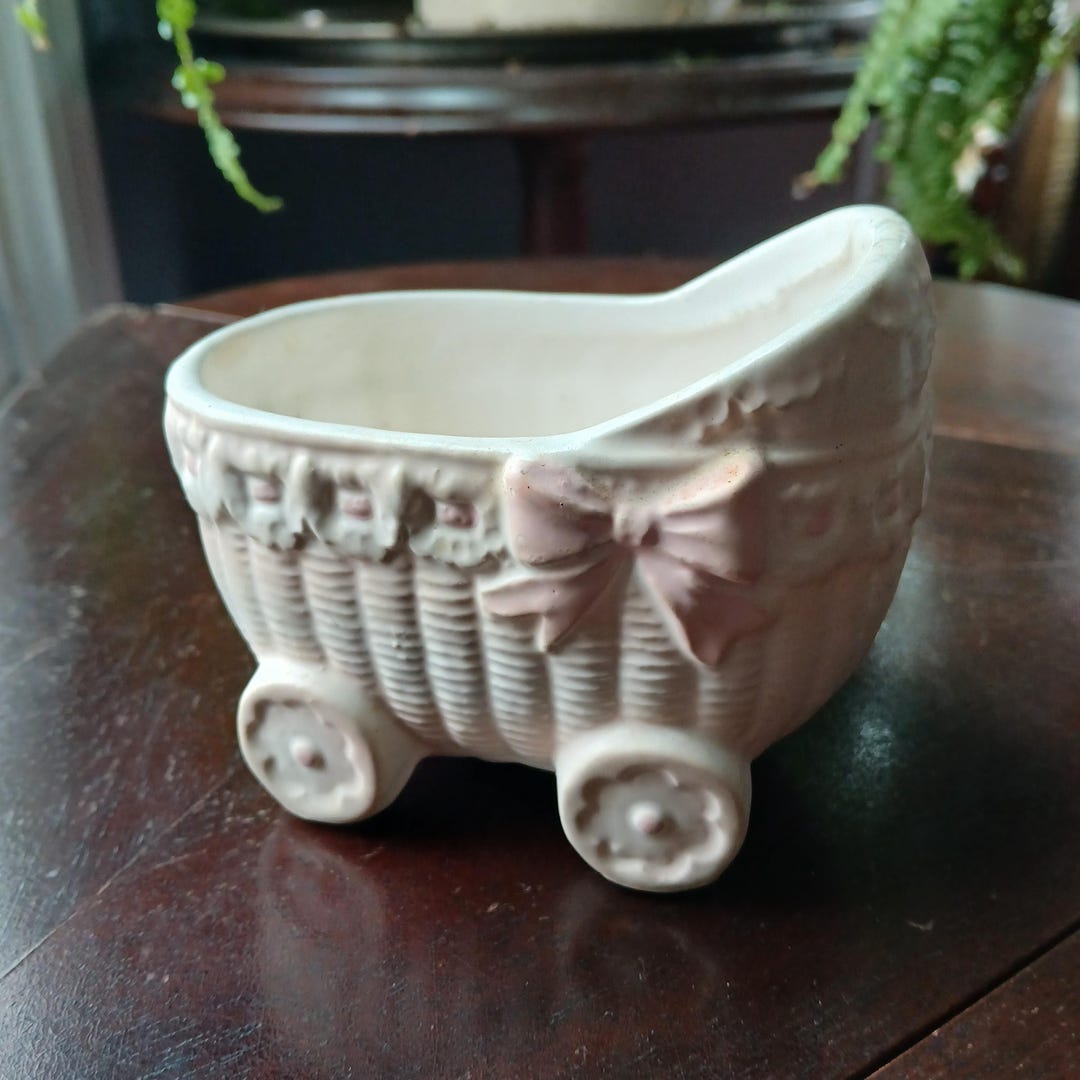 Doll Bassinet - Orchid Pink main image 1