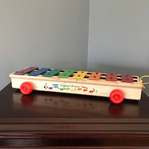 Pull behind xylophone fisher price 1978