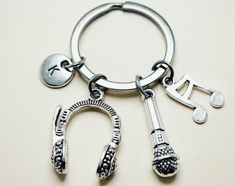 Keyring Headphones, Hand Stamped Keyring, Initial Keyring, Music Keyring, Keychain Headphones, DJ Keyring, Music Gift, Personalized Keyring