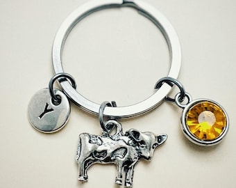 Cow Keychain, Cow Keyring, Cow Gift, Cow Themed, Animal Themed, Cow Lover, Dairy Farmer, Cow Fan, Bull, Animal, Farm Animal, Farmer, Dairy