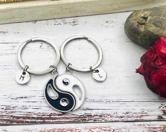 Yin yang keychain, Yin yang keychain, Ying yang gifts, Ying and Yang, Yin Yan, Karate Friends, Japanese, Buddhism, Two halves, Tai Chi, Bff
