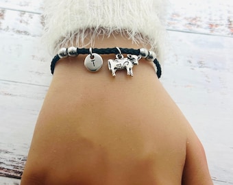 Cow Bracelet, Cow Charm Gift, Cow Lovers Gift, Cow Jewelry, Dairy Farmer Gift, Farmer Wife Gift, Bull Bracelet, Kids Cow Gift, Animal Lover