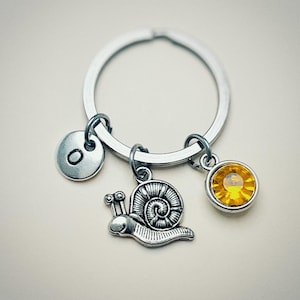 Llavero inicial de caracol, llavero de caracol, personalizado, llavero de caracol, accesorio de caracol, regalo de caracol, carta,