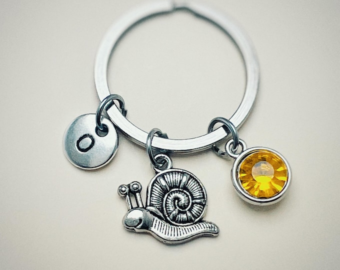 Snail initial keyring, snail keychain,personalized, snail keyring,snail accessory,snail gift,letter,birthstone