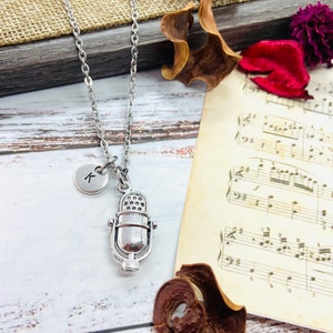Collar de micrófono, regalo de micrófono, regalo de amante de la música, collar de música, collar de cantante, joyería de DJ,