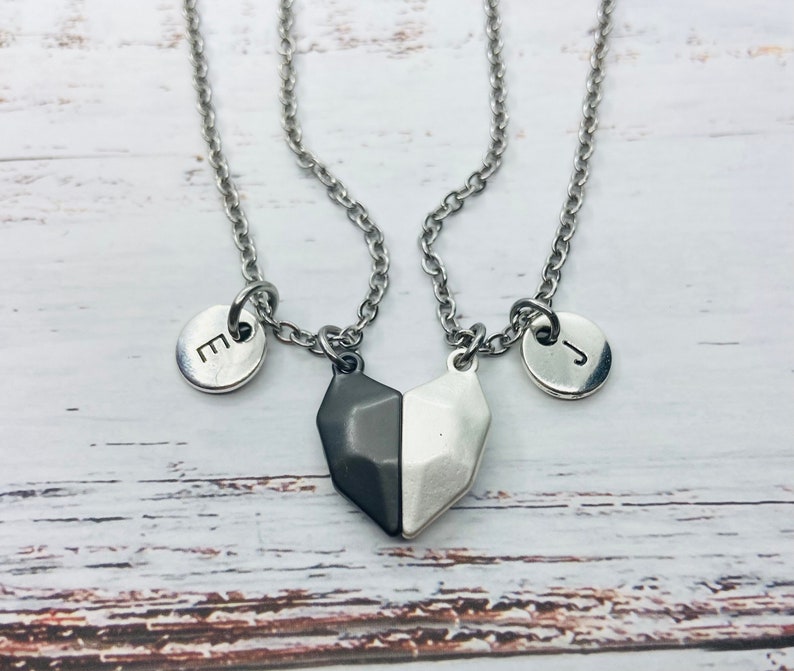 Magnetic heart necklace, couple necklace, magnetic couple necklace, heart necklace, lover necklace, friendship necklace image 2