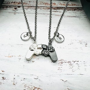 Game Controller, necklace joystick,Set of 2 Couples Magnetic Necklace, Couple Necklace,Game Console Necklace,Matching Necklace,