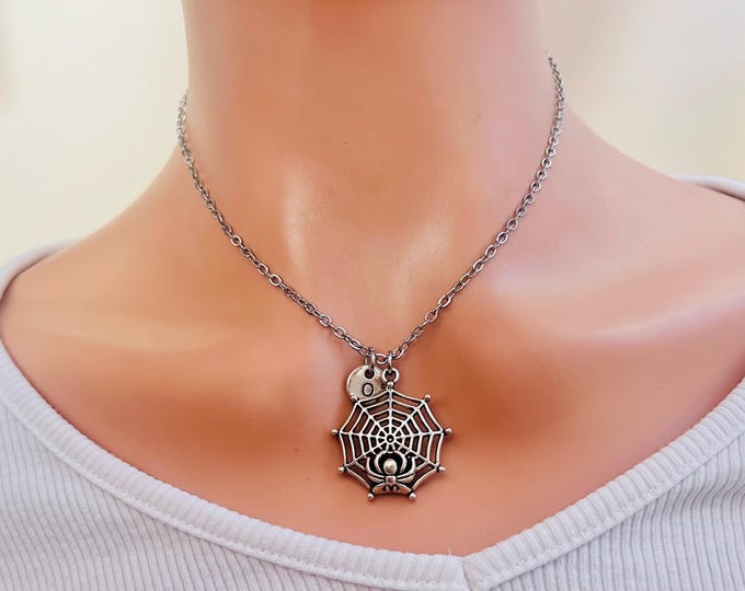 Cobweb necklace, cobweb jewellery, cobweb and spider, alternative jewellery, witch gifts, witch costume for Halloween, girlfriend's birthday