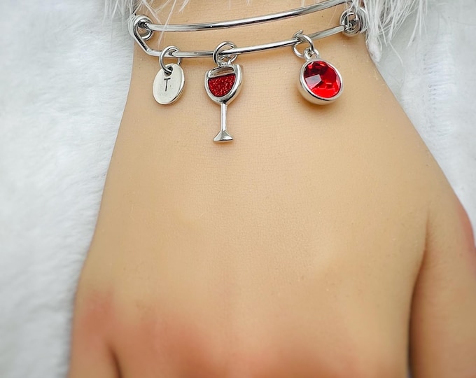 Wine Charm Bracelet, Red Wine Jewelry, Personalized Gift Ideas, Wine Themed Jewelry, Wine Lover, Personalized Wine Gifts