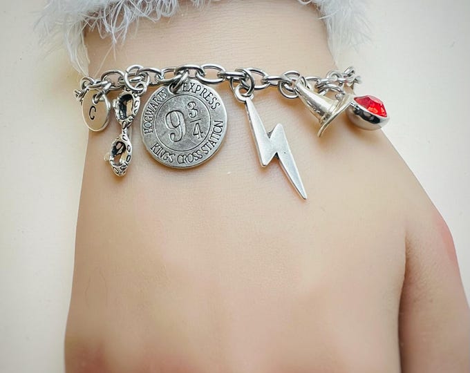 Wizard and Witch Themed Bracelet, Wizard Bracelet, Magic Charm Bracelet, Gift for Book Lovers, Wizard Lover, Gift for Him/Her