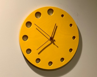 14&quot; MODERN WALL CLOCK - Seven Colors!