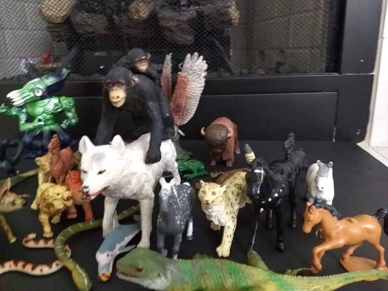 Horses Apes Huge Lot of Toys Snakes Sharks