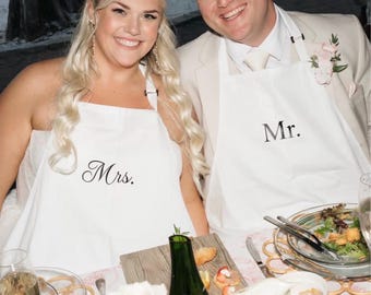 Mr and Mrs Wedding Apron | Bride & Groom Apron | Wedding Reception Apron | Personalized Wedding Apron | Newlywed Gift | Bridal Shower Gift
