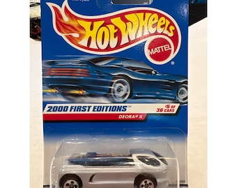 Hot Wheels 2000 First Editions 5 of 36 Collectable Car Deora II Toy Box Damage