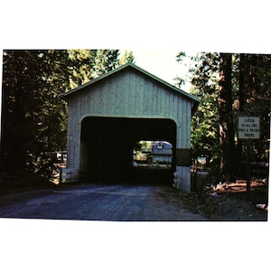 Cartes postales du pont couvert de Belknap, rivière McKenzie, comté de Blue River Lane, Oregon