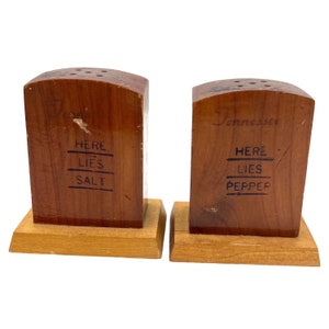 Vtg 1973 Salt & Pepper Shakers Gravestone Tombstone Memphis Tennessee
