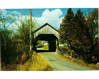 Covered Bridge Lyndon Vermont Postcard Travel Souvenir Unposted Vintage