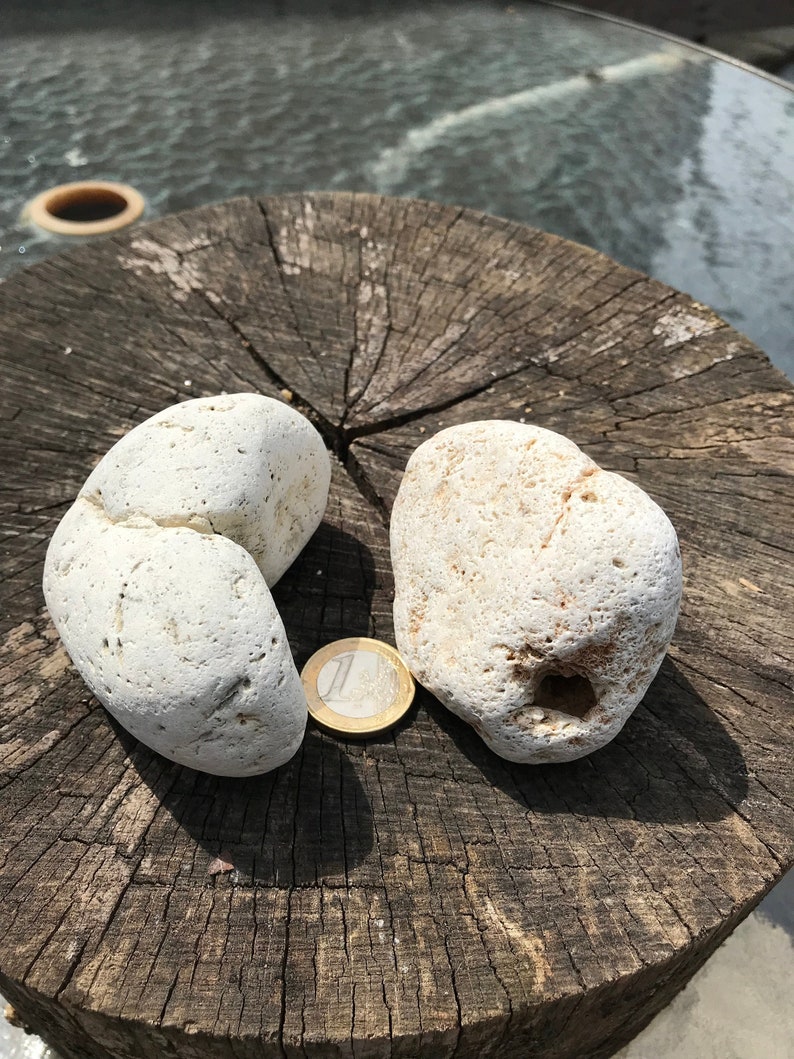 Hag Stone piedra de bruja Beach Stone Odin Stone Talisman Gift For Sea Lover 2 Naturally Holed Beach Stone Pebble with Natural Holes
