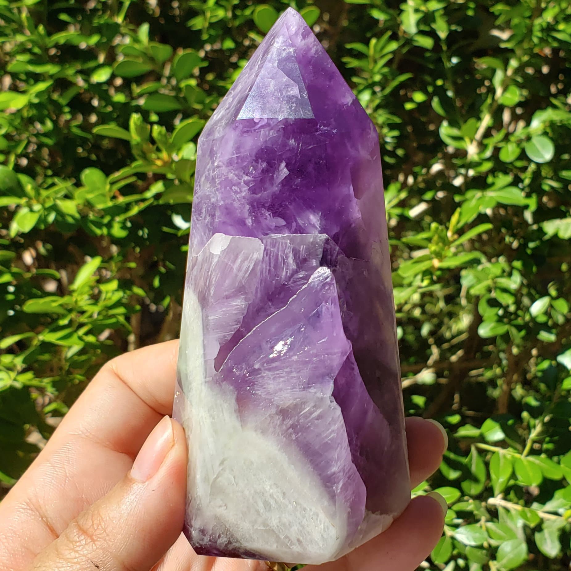 ポリッシュドシェブロンアメジストタワー - Etsy 日本