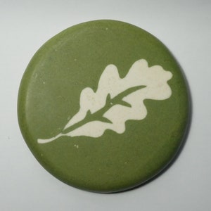 Oakleaf Coaster / paperweight image 1