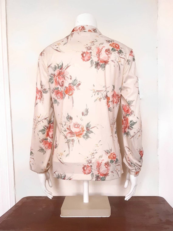 Vintage blouse with roses print, vintage 1960s, s… - image 4