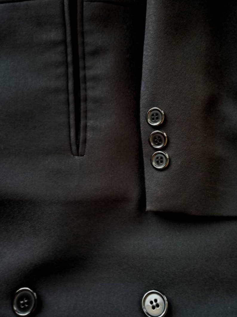 in jet black virgin wool Men/'s sport coat round neck and mandarin collar size 42R. Pierre Cardin blazer Vintage 1980s