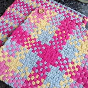 Potholder Loom Handmade Set , 8 1/4&quot; Retro Cotton Hot Pad Pot Holders, Vintage Kitchen, Gift for Cook
