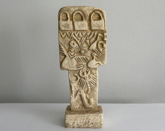 Gobeklitepe - Pillar 43, Enclosure D: the Vulture -Shaped Stone  / Gobeklitepe , Urfa, Turkey
