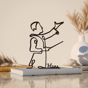 Dyrygent, Spersonalizowana figurka z grafiką liniową, Prezent drukowany w 3D, Pomysł na wyjątkowy prezent dla muzyka, Rzeźba z grafiką liniową, Minimalistyczny wystrój domu