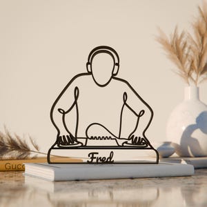 DJ, Figura personalizada de arte lineal, Regalo impreso en 3D, Idea de regalo única para DJ, Escultura de arte lineal personalizada, Decoración minimalista para el hogar