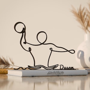 Jugador de waterpolo, figura de arte lineal personalizada, regalo impreso en 3D, idea única de regalo deportivo, escultura de línea personalizada, decoración minimalista para el hogar