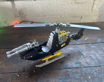 G.I. Joe Classified Series Cobra F.A.N.G. Helicopter w/ Pilot & Cobra Trooper MC