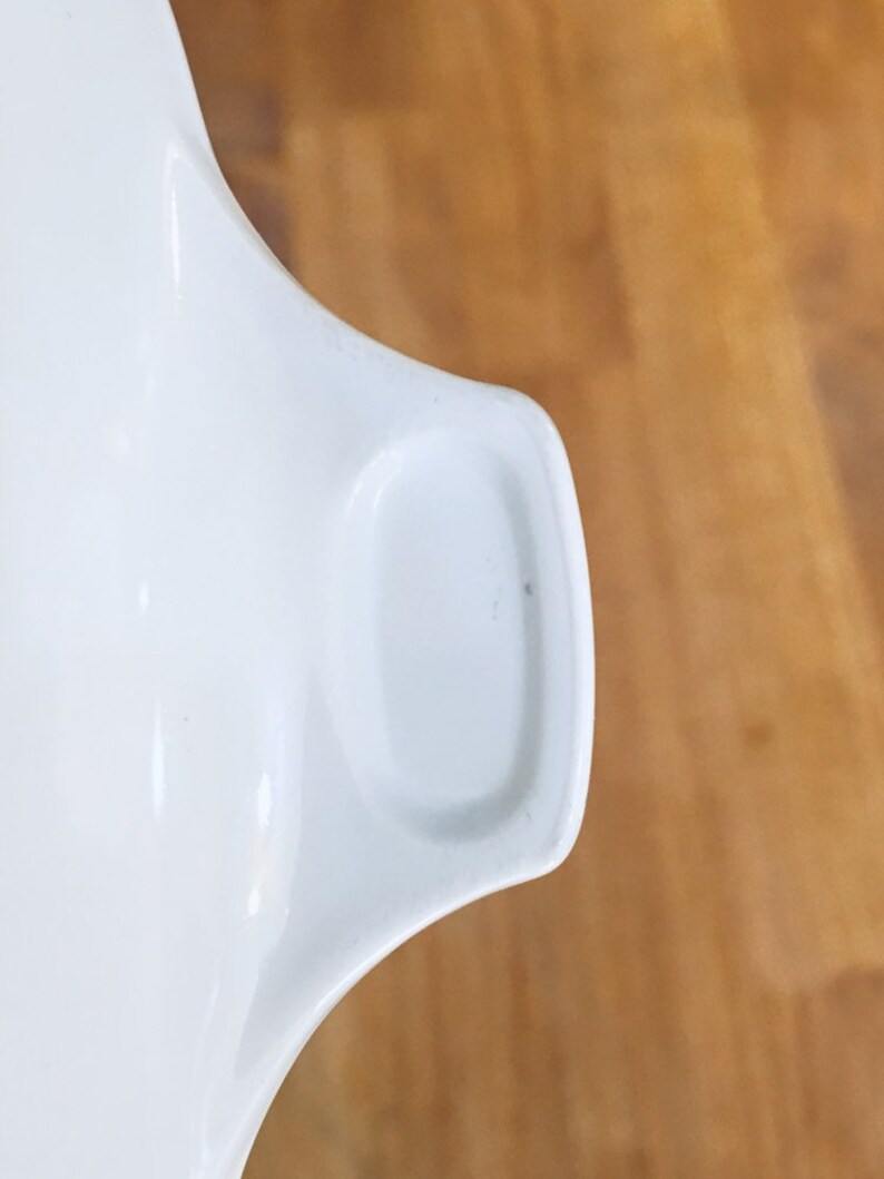 Corning Ware 23 cups Casserole Dish No Lid