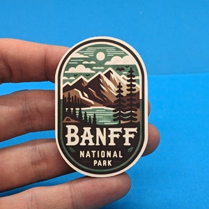Sticker de voyage parc national Banff // Sticker Alberta pour valise, ordinateur portable, voiture ou bouteille d'eau, étiquette de bagage, cadeau de voyage