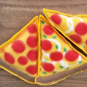 Pizza CatNip Toy, Stuffed Crust pizza Best Seller cat toy, 100% Organic Cat Nip, Pizza Cat Nip, Best Catnip Toys, Crazy Cat Lady
