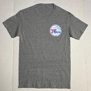 Vintage Philadelphia 76ers T-Shirt - Gray