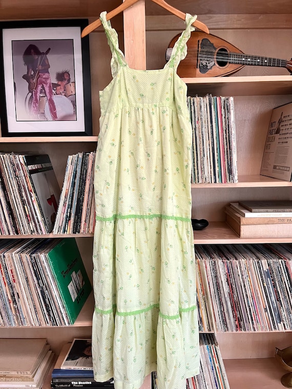70s vintage green floral maxi dress