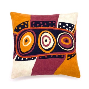 Aboriginal Design, Cushion Cover, Chainstitch wool, Kashmir -Australia Fair Trade, Nina Puruntatameri, BWA, 40 cm