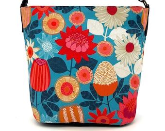 Nancy, Waratahs and Banksias, Fabric, Jocelyn Proust, Australia, Flora, Australiana, Fauna, Art, Crossbody, Bag