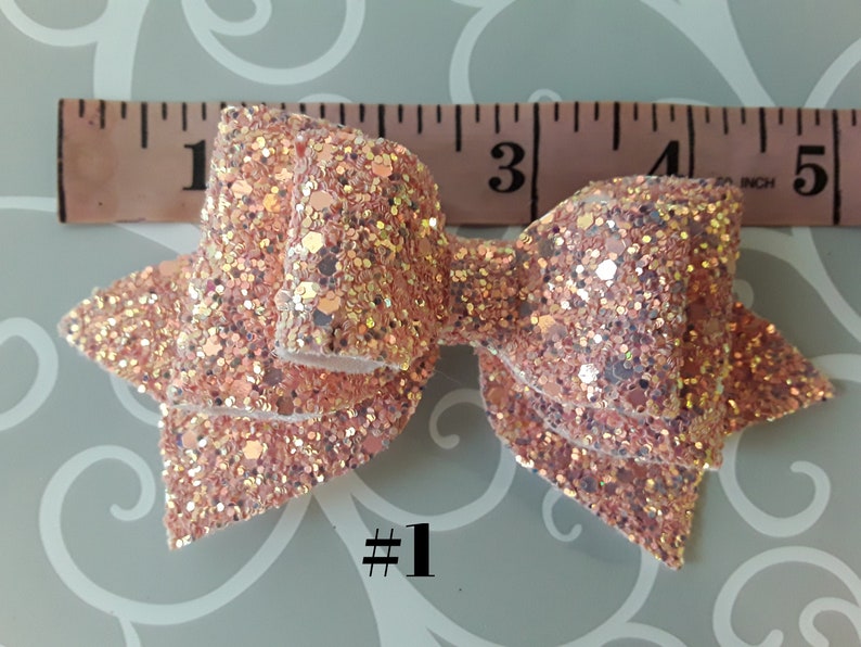 Hair clip,Hair Accesories,Hair Bows,Bows,giro Bow Vinyl Bows,Vinyl Hair Bows,Baby Hair Bow Baby Bows,Baby Bow clip,Hair Bow