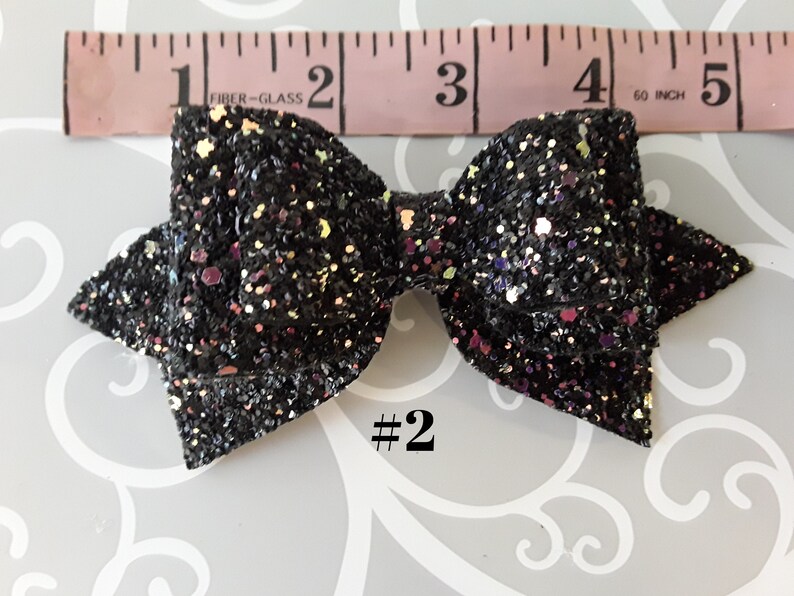 Hair clip,Hair Accesories,Hair Bows,Bows,giro Bow Vinyl Bows,Vinyl Hair Bows,Baby Hair Bow Baby Bows,Baby Bow clip,Hair Bow