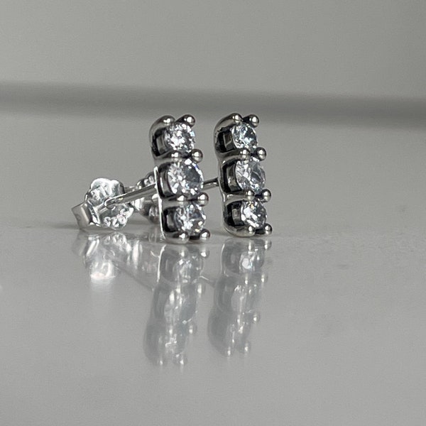 Pandora Silver 925s ALE Sparkling Trio Stud Earrings Free Gift Box