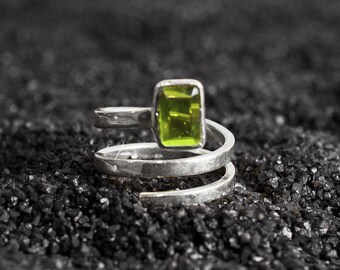 Best Quality Natural Peridot Ring | 925 Sterling Silver | Gemstone Ring | Promise Ring | Handmade Ring | Gift For Her | Birthstone Rings