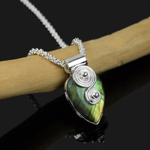 Natural Labradorite Gemstone Necklace \ 925 Sterling Silver \ Wholesale Jewelry \ Minimalist Jewelry \ Boho Necklace \ Necklace For Women