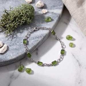 Natural Peridot Bracelet / Emerald-Cut Green Gemstone Chain / Birthstone Jewelry / Wedding Gift For Her