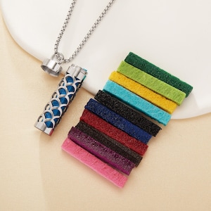 Hollow Wave Aroma Diffuser Charm Pendnat Necklace,Stainless Steel Perfume Diffuser with 10  Sponges,Creative Essence Scent Vial  1190076
