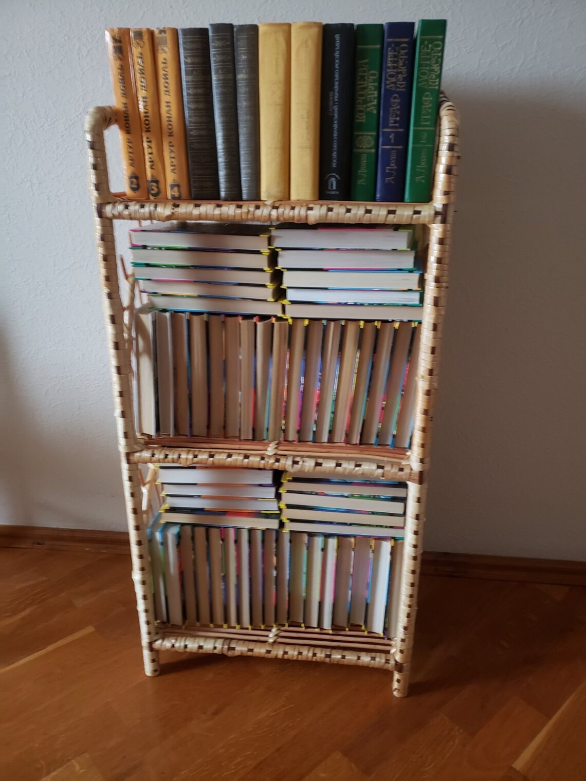 Estante de ratán de 62 de altura / muebles de mimbre / | Etsy