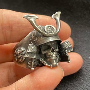 Japanese Samurai Skull Silver Ring Ninja Samurai Figure Ring Antlers Warrior Gold Ring Amour Helmet Gothic Artwork Ring Jewelry