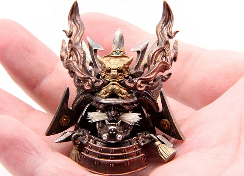 Samurai Japanese Warrior Pendentif Gold Lion Samurai Amour Etsy